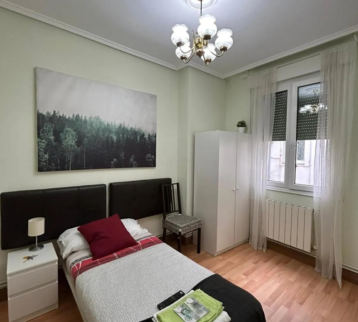 Fliphouse Rooms Pension Bilbao Spain